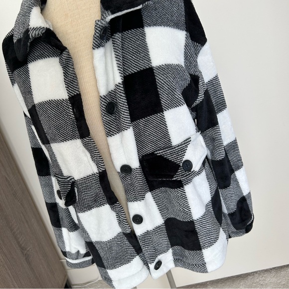 Cozy Fuzzy Shacket Shirt Jacket - Picture 5 of 12